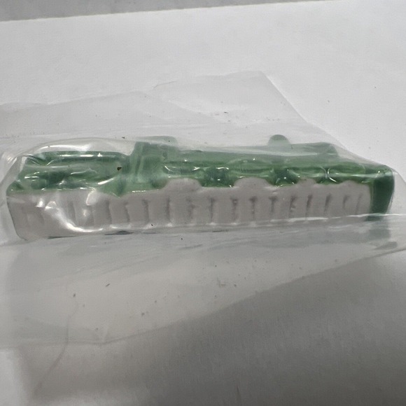 Wade Green Train Miniature Figurine Whimsies Collectible Locomotive - Picture 5 of 5